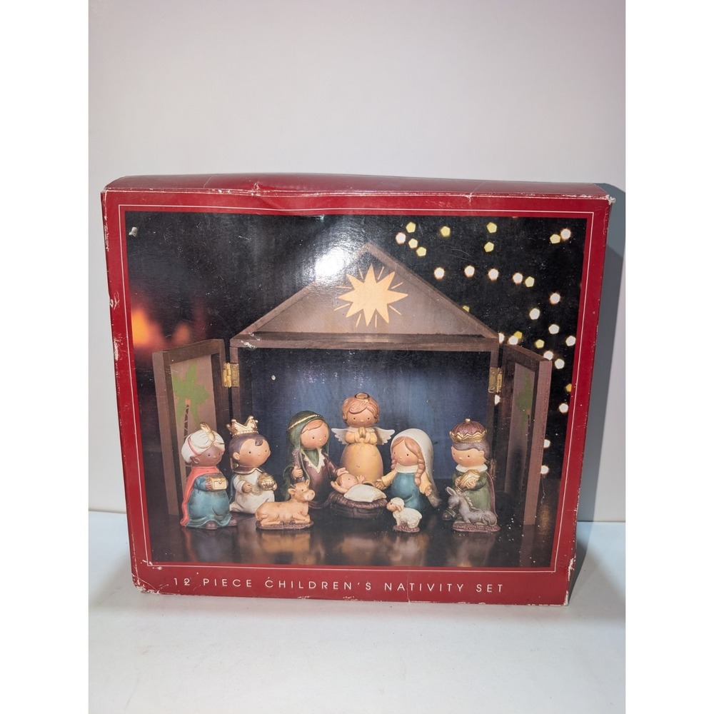 vintage North Pole Trading Co. 12 Piece Ceramic children's Nativity Set Jesus JC
